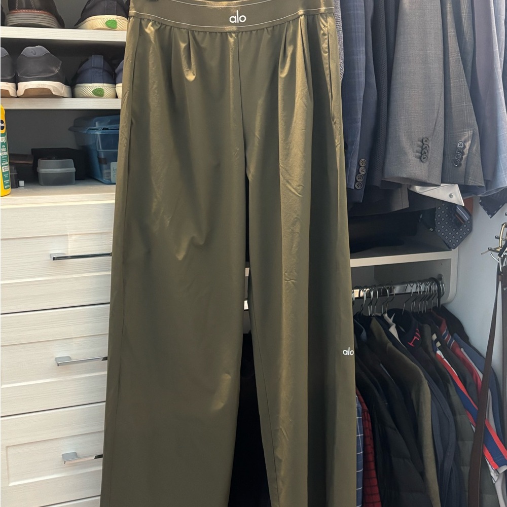 ALO Yoga Olive Green Wide-Leg Pants